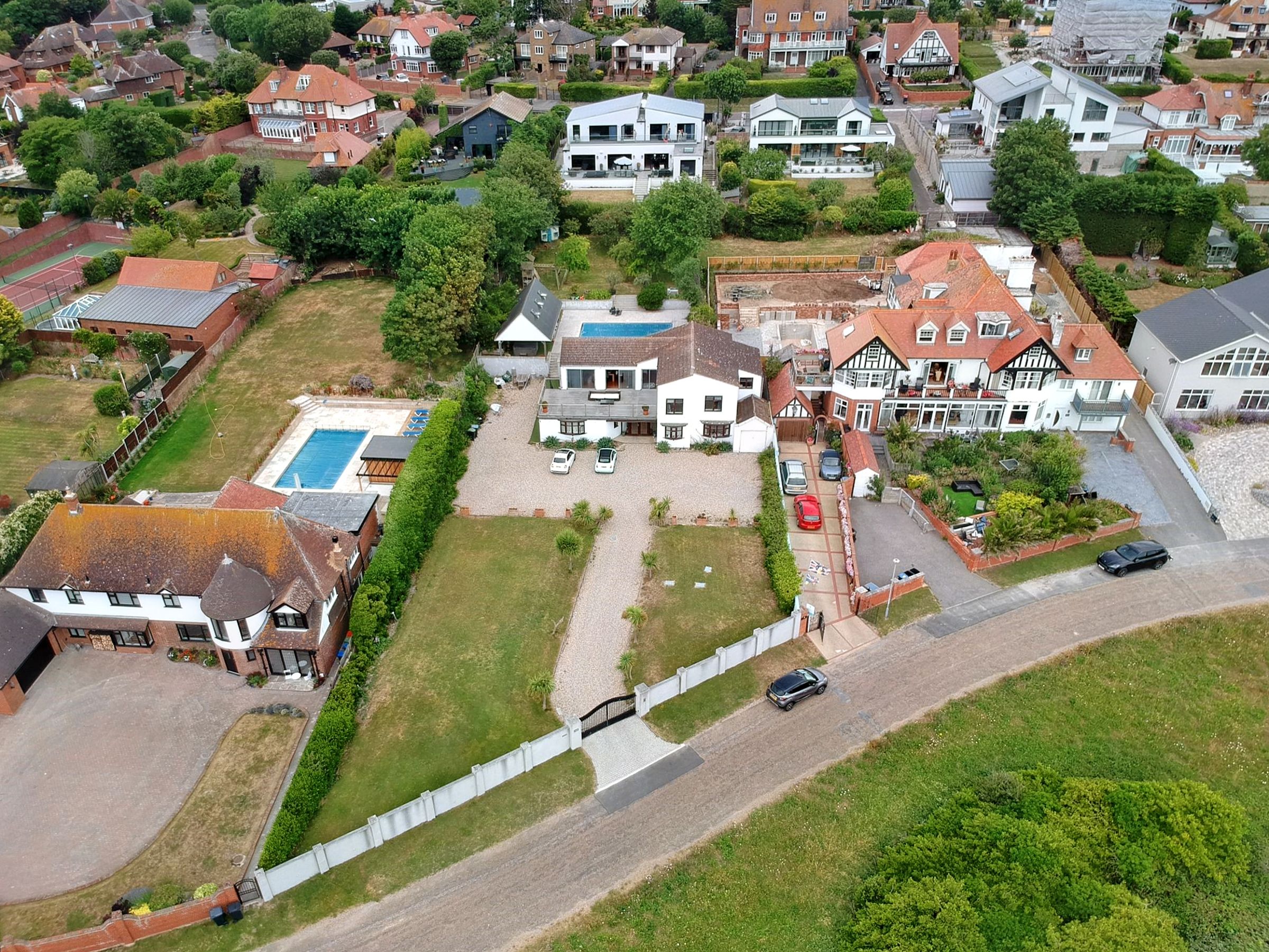 6 bed detached house for sale in Cliff Promenade, Broadstairs CT10 Zoopla