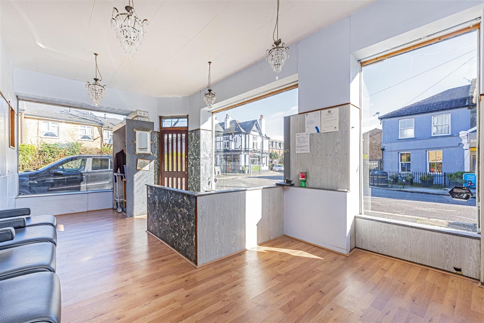 2 bed end terrace house for sale in Hamilton Road, Brentford TW8 Zoopla