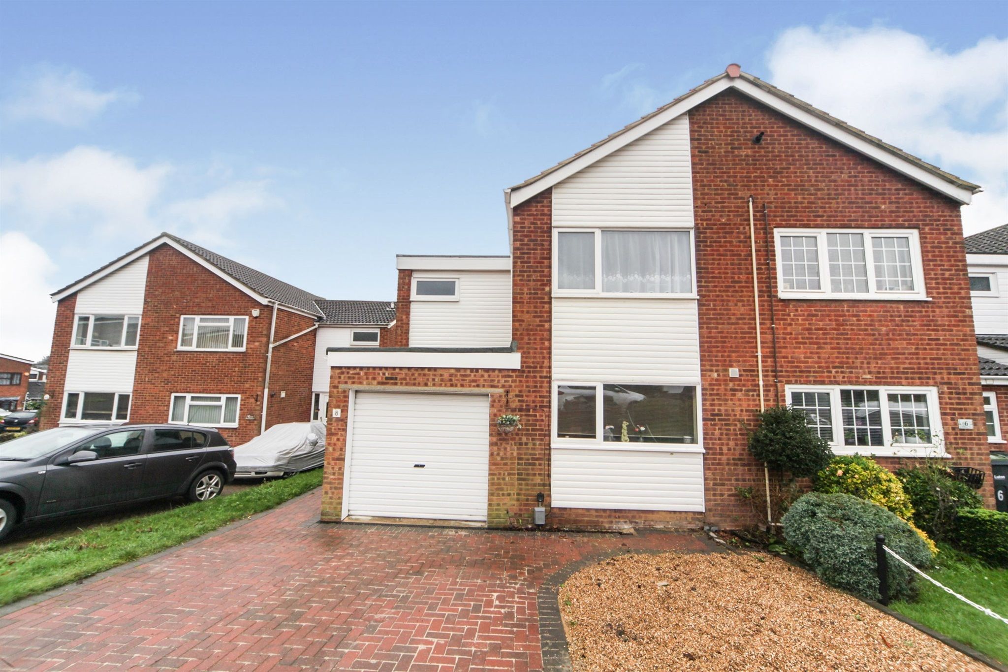 Ditchling Close Luton LU2  