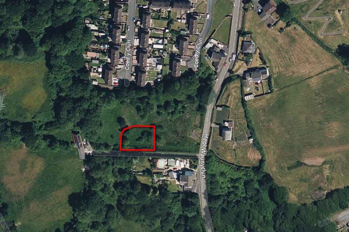Land for sale in Building Plot For 2 Houses, Trimsaran, Carmarthenshire