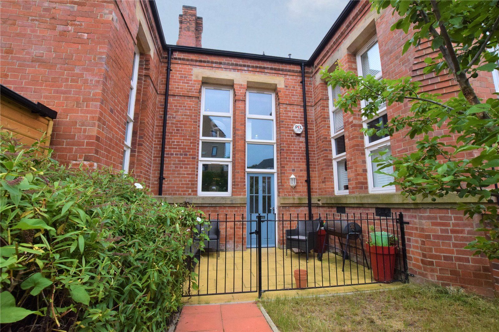 Ashley Green Leeds LS12  