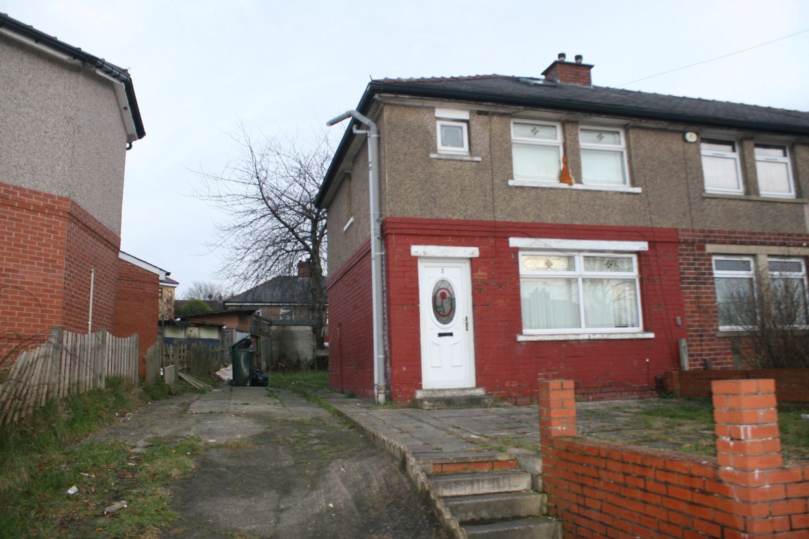 Lennon Drive, Bradford BD8  