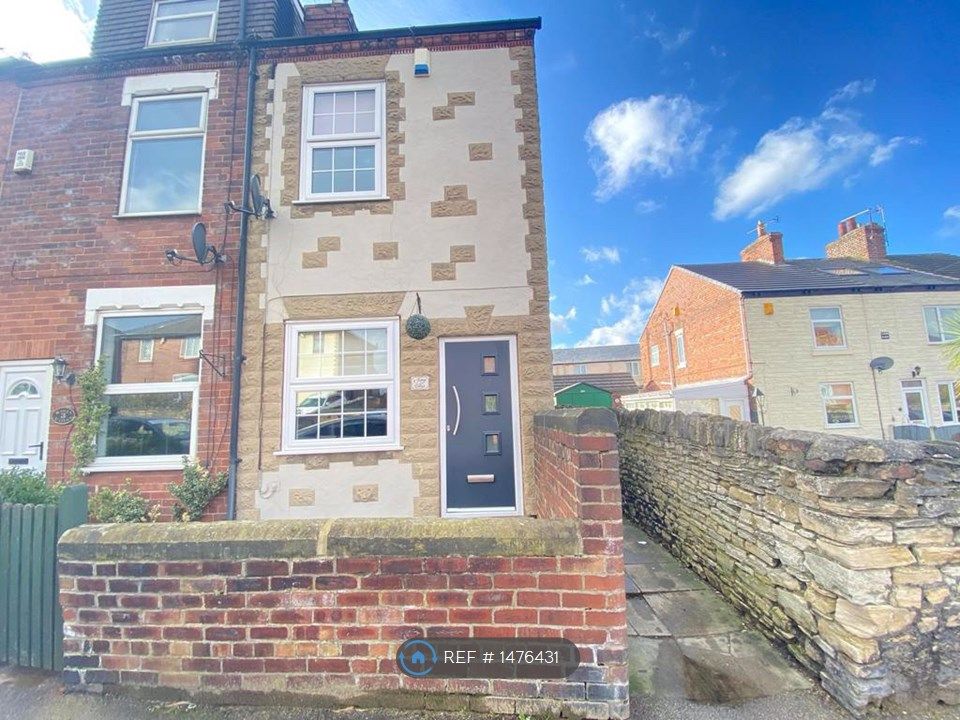 2 bed end terrace house to rent in Kings Villas, Knottingley WF11 Zoopla