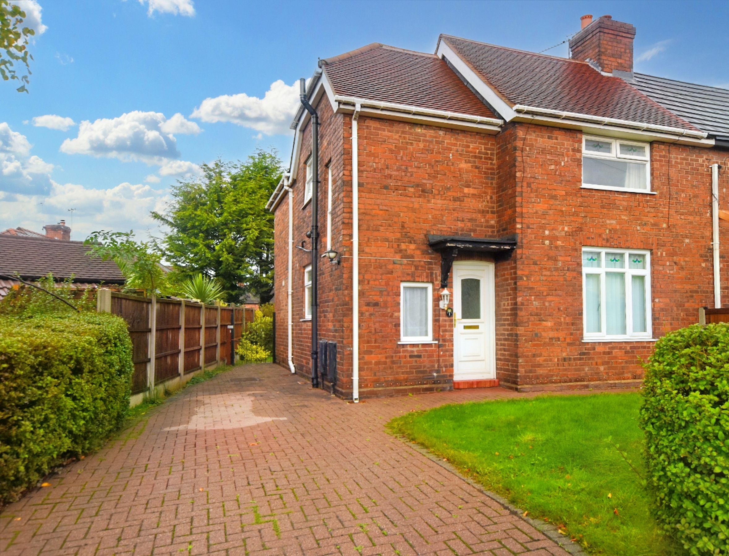 2 bed semidetached house for sale in Grange Road, Rudheath, Northwich