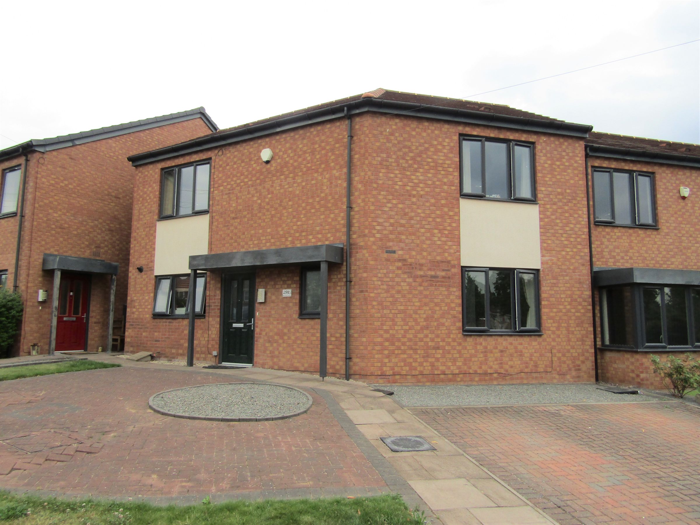 3 bed semidetached house to rent in Pype Hayes Road, Erdington