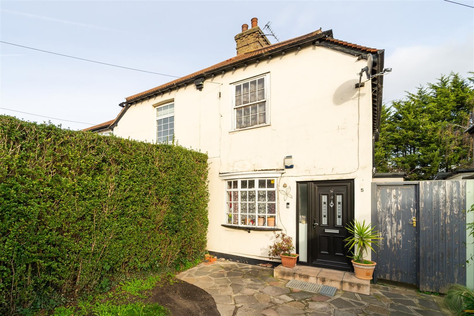 2 bed semidetached house for sale in Glade Lane, Southall UB2 Zoopla