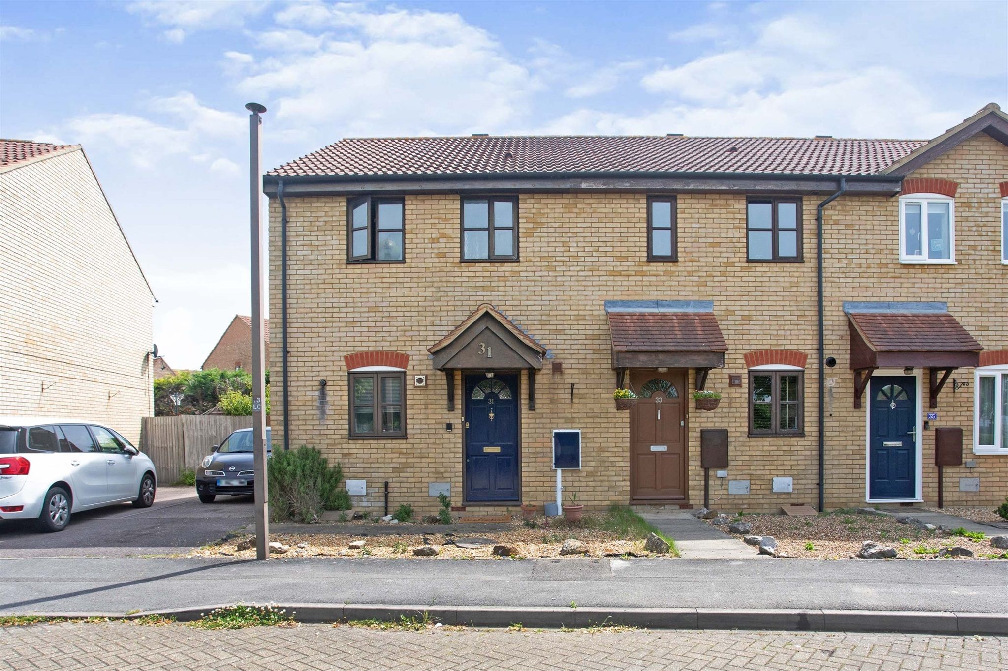 3 bed semidetached house for sale in Lanercost Crescent, Monkston