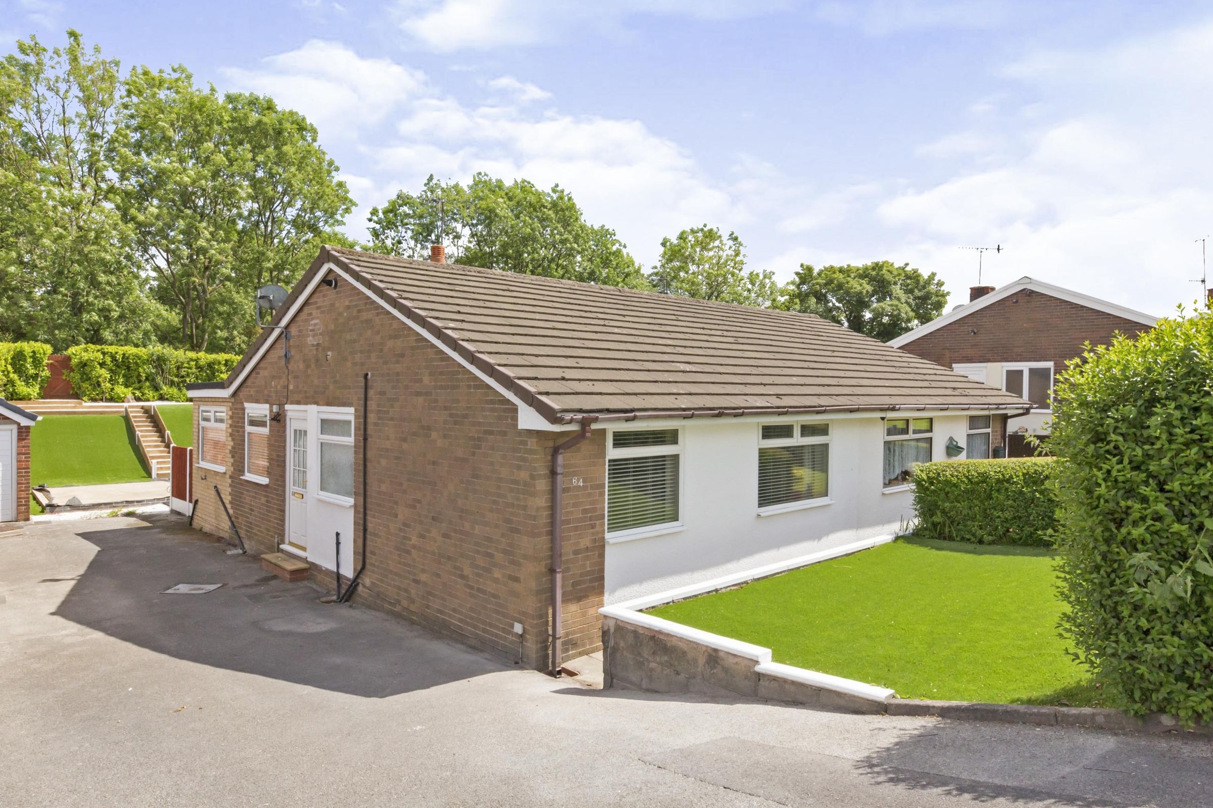 3 bed bungalow for sale in Long Valley Road, Gillow Heath, StokeOn