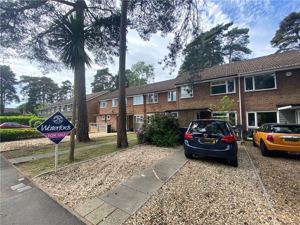 3 bed terraced house for sale in Martindale Avenue, Camberley, Surrey