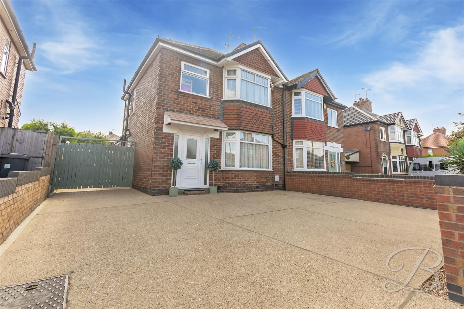3 bed semidetached house for sale in Farndon Road, SuttonInAshfield