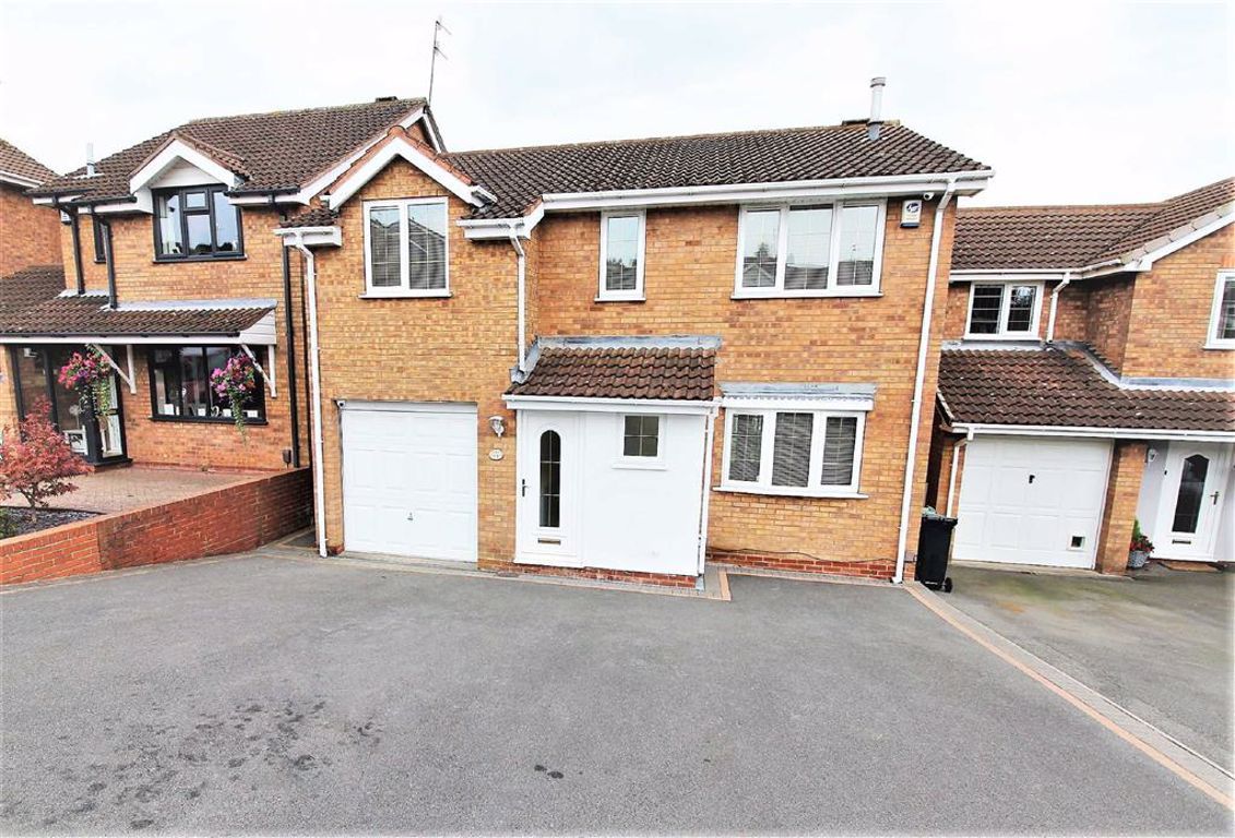 4 bed detached house for sale in Osberton Drive, Milking Bank, Dudley