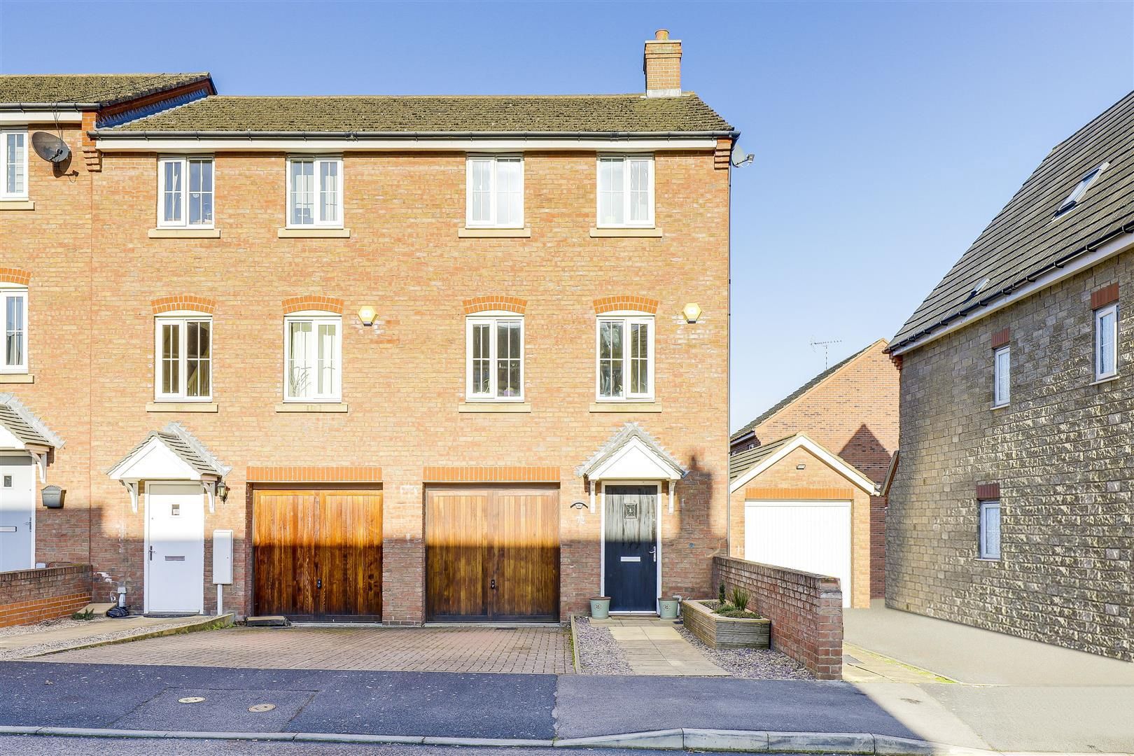 3 bed town house for sale in James Drive, Calverton, Nottinghamshire NG14 Zoopla