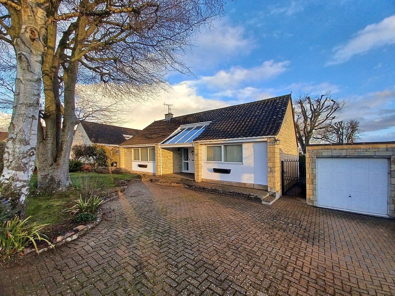 3 bed detached bungalow for sale in Birch Drive, Alveston, South Gloucestershire BS35 Zoopla