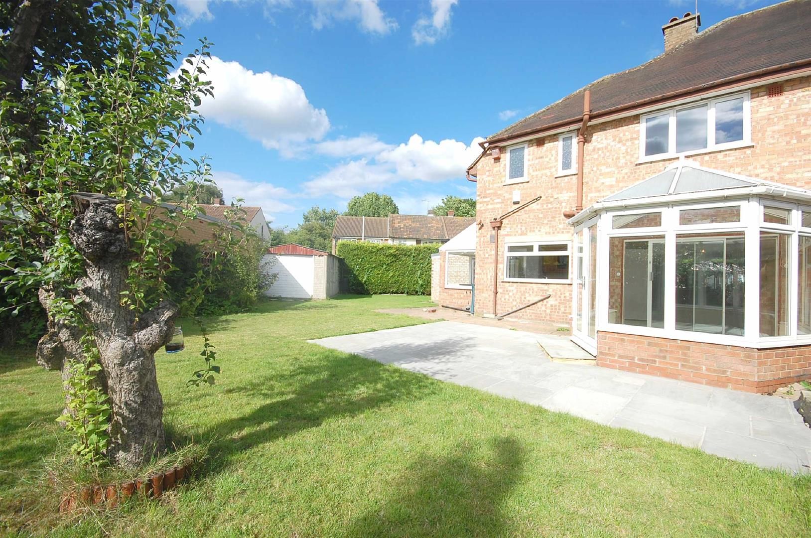3 bed semidetached house to rent in South Park Way, Ruislip HA4 Zoopla