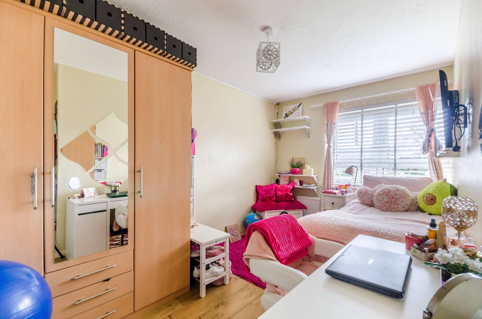 Clem Attlee Court, Fulham, London SW6