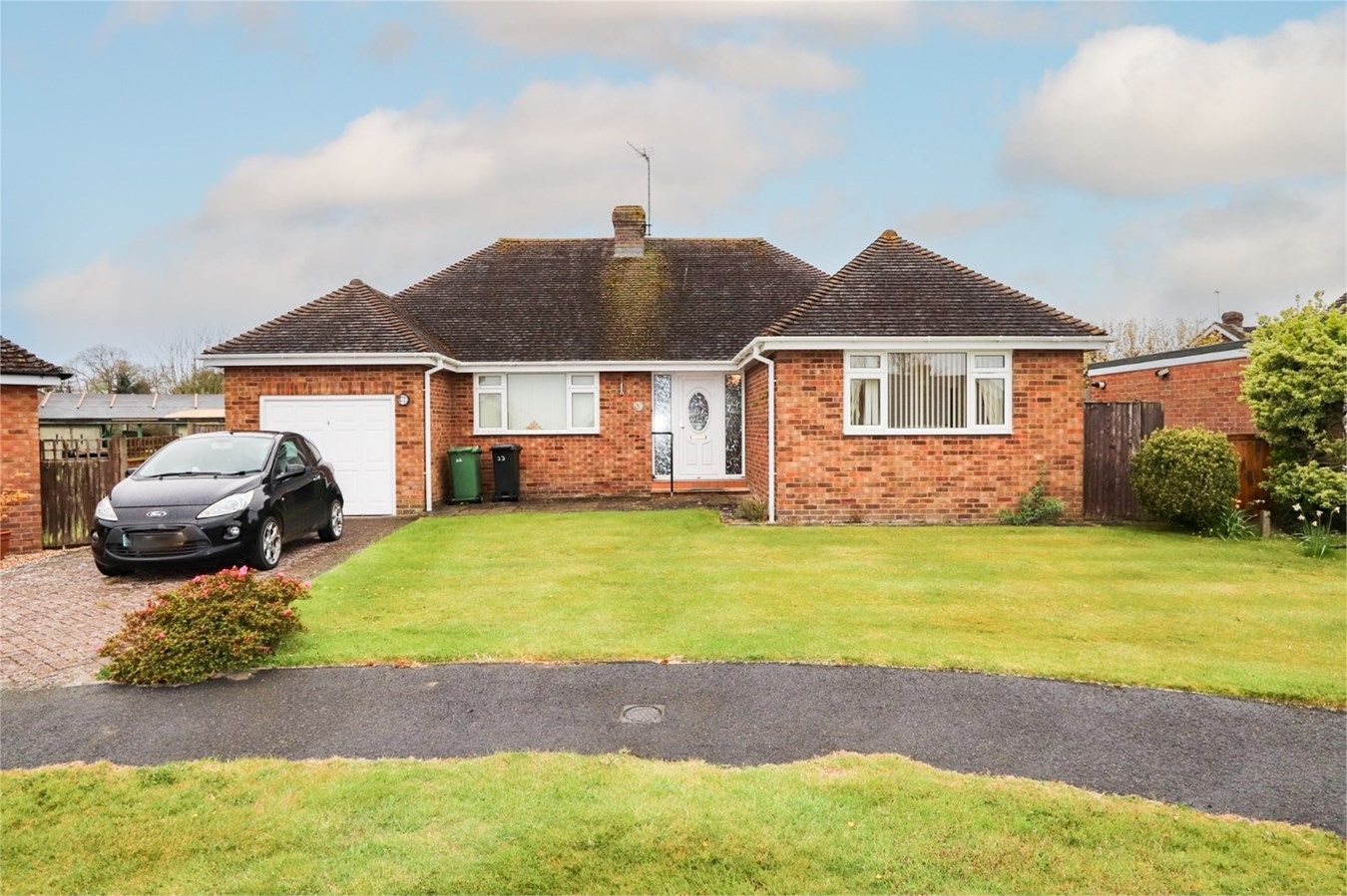 2 bed detached bungalow for sale in Fieldway, Broad Oak, Rye TN31 Zoopla