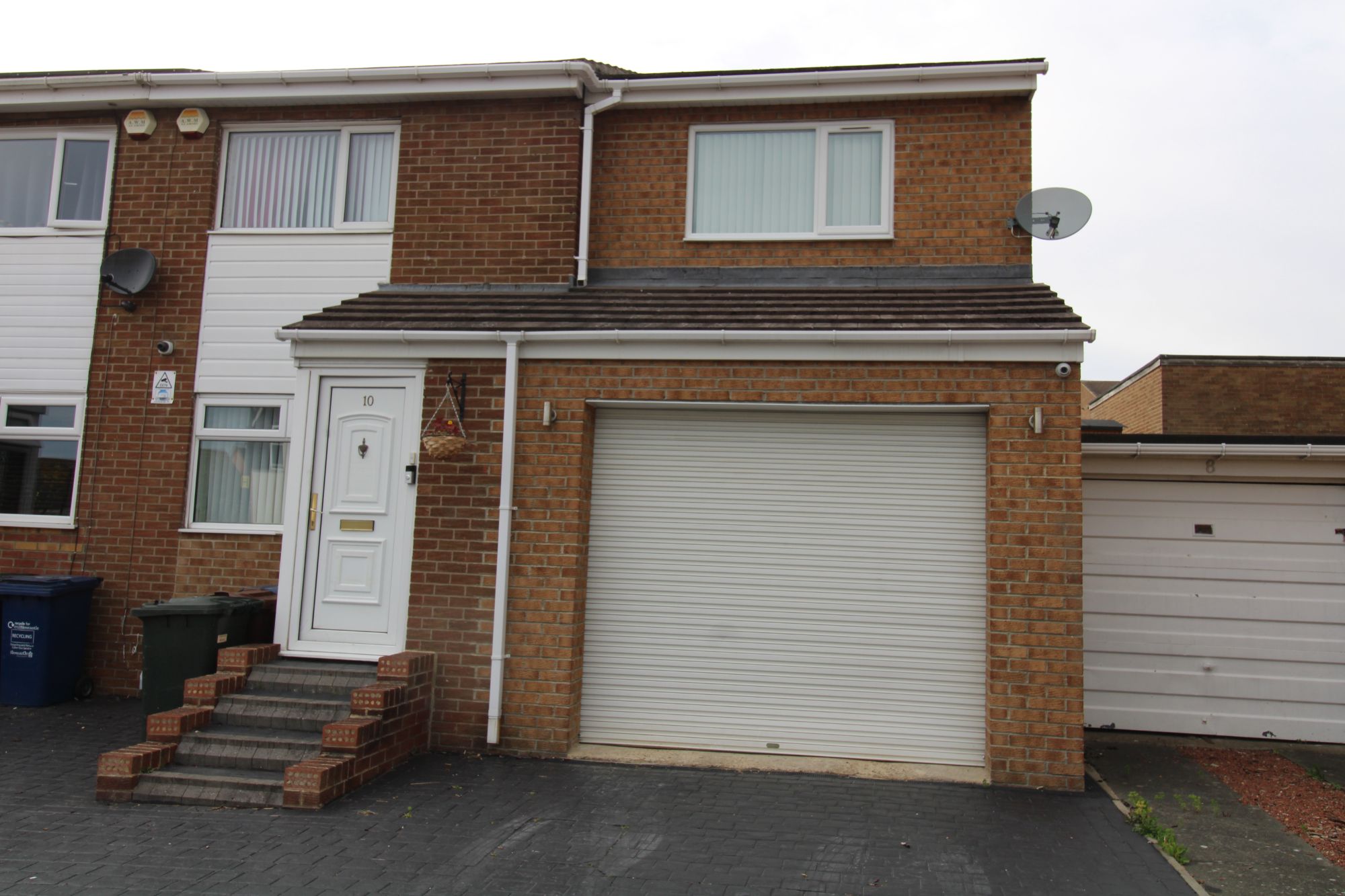 3 bed semidetached house for sale in Burnham Avenue, Newcastle Upon