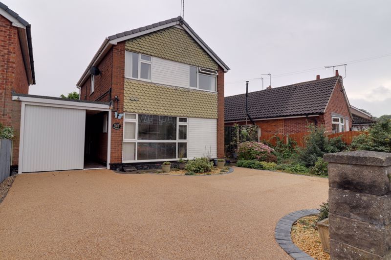 3 bed detached house for sale in Wharf Road, Gnosall, Stafford ST20