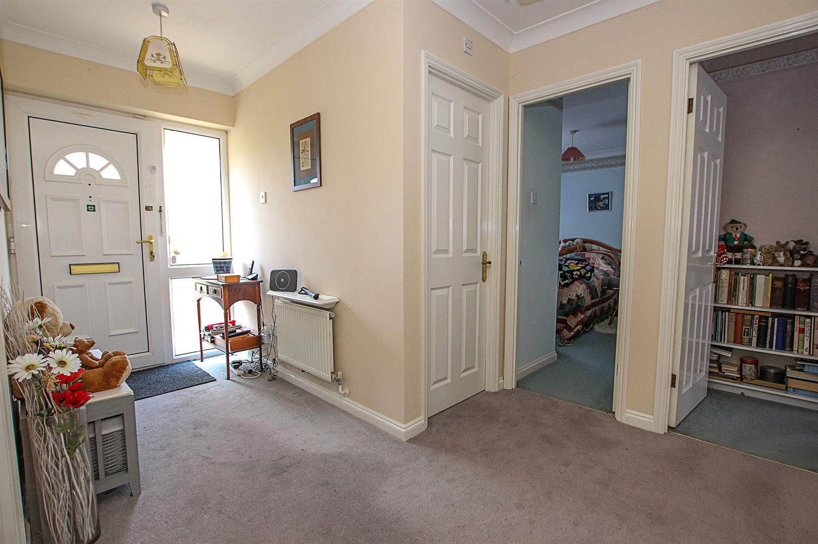 3 bed detached bungalow for sale in Hatley Drive, Burwell, Cambridge