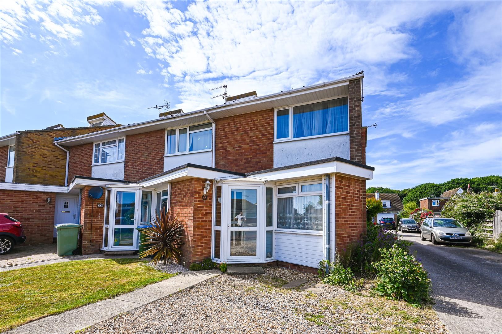 2 bed end terrace house for sale in The Causeway, Pagham, Bognor Regis