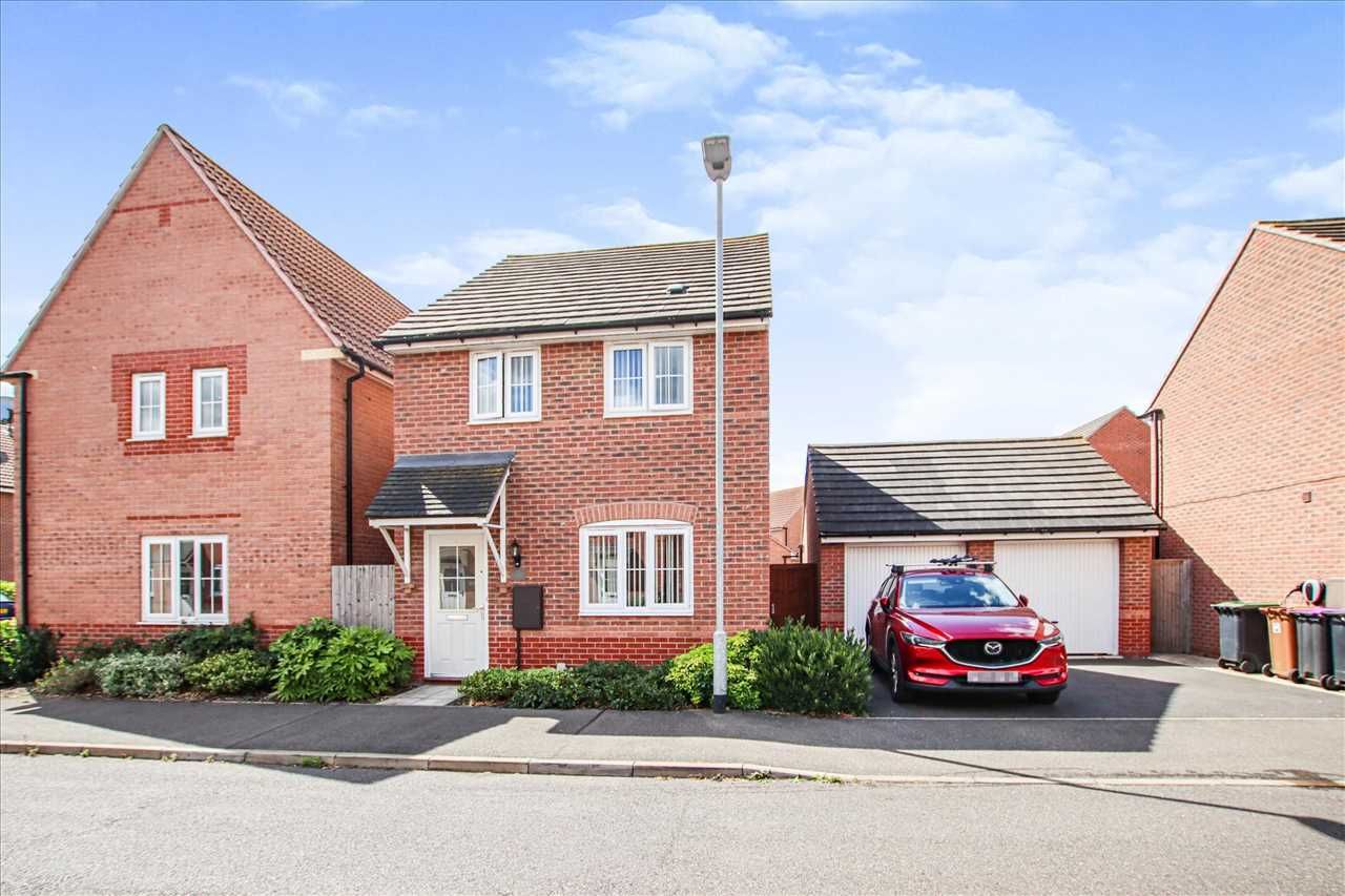 3 bed detached house for sale in Tacitus Way, North Hykeham, Lincoln