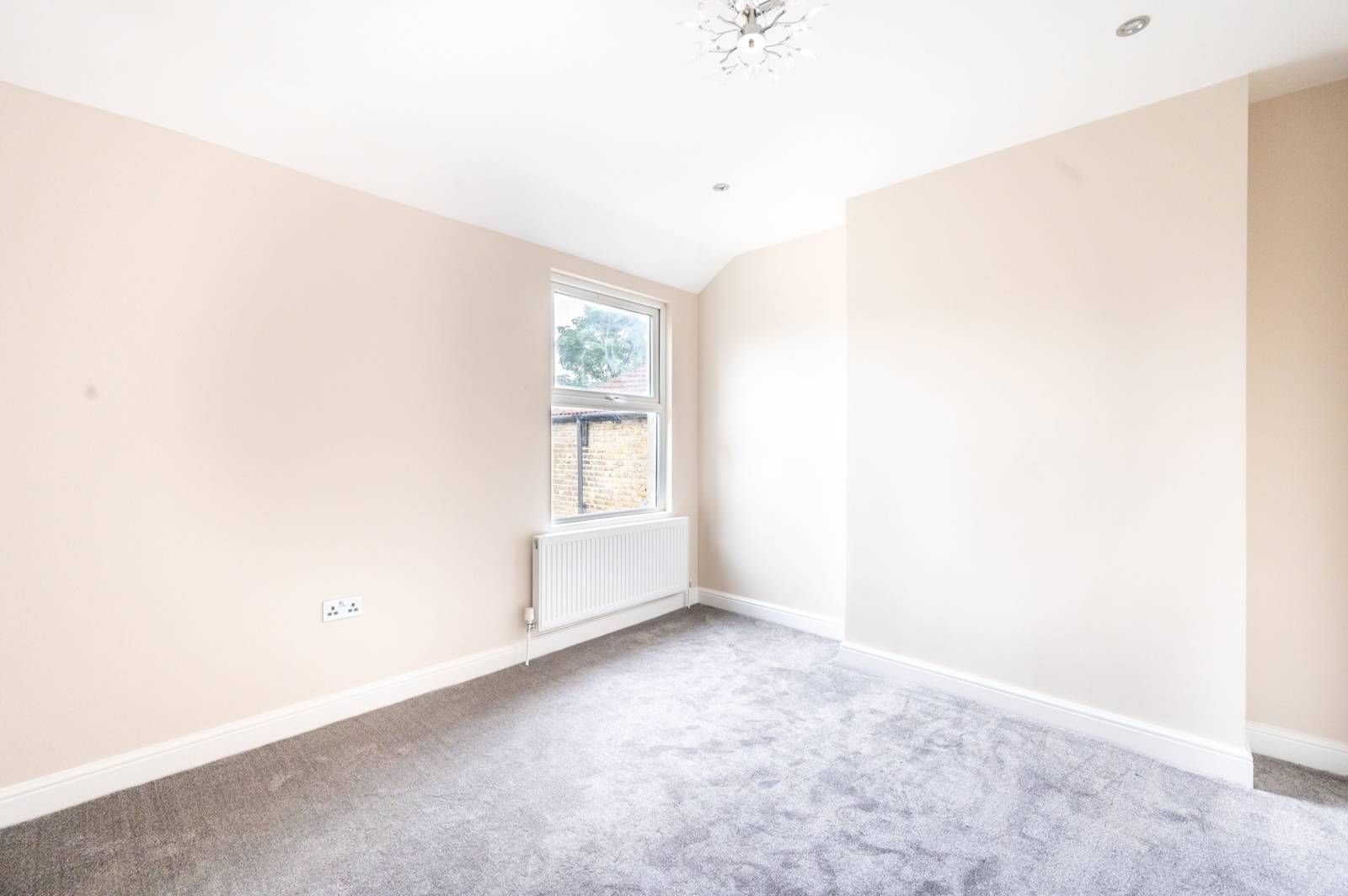 Gilbey Road, Tooting Broadway, London SW17  