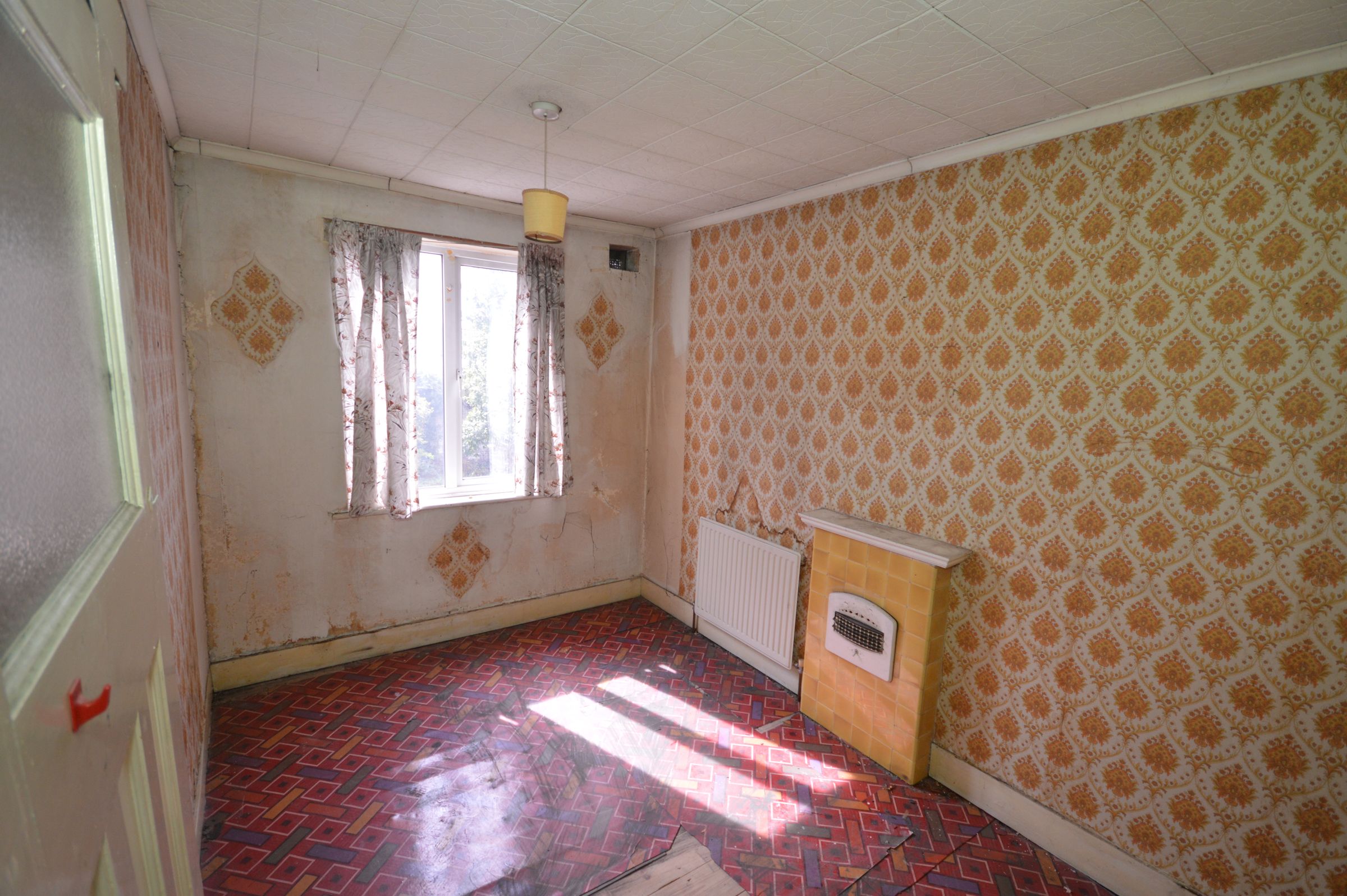 3 bed terraced house for sale in Varley Road, London E16 Zoopla