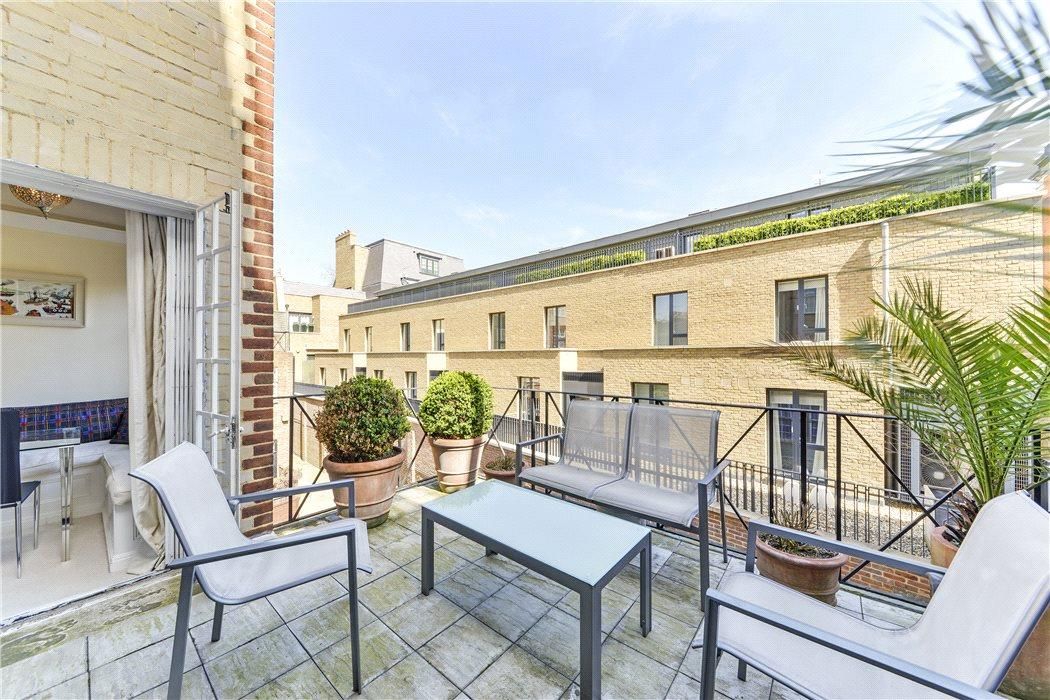 Kings Court South, Chelsea Manor Gardens, London SW3  