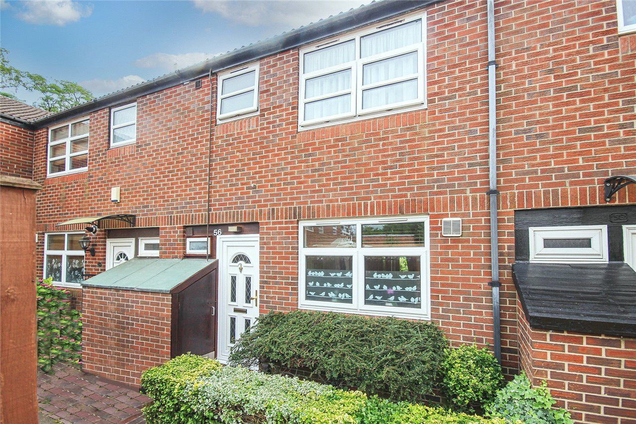 3 bed terraced house for sale in Guessens Road, Welwyn Garden City