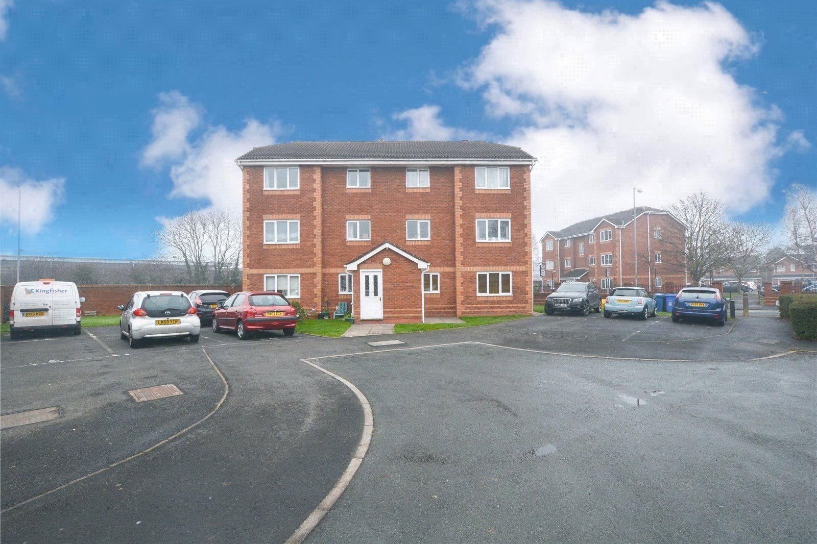 2 bed flat for sale in Exeter Drive, Tamworth B79 Zoopla