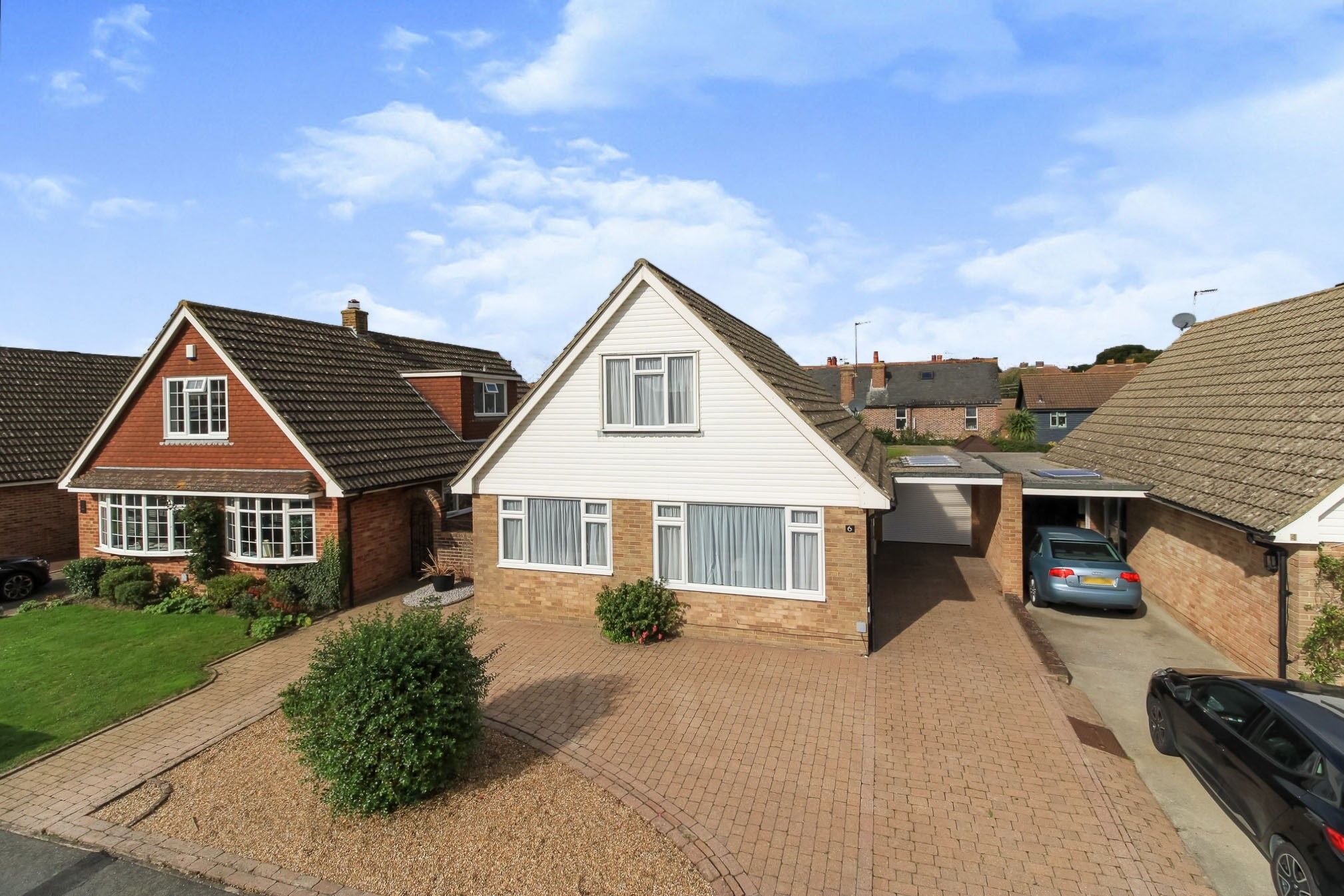 4 bed linkdetached house for sale in Ingrams Way, Hailsham BN27 Zoopla