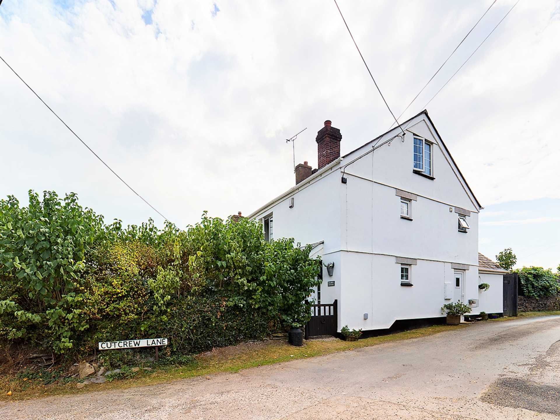 4 bed property for sale in Cavell Crescent, Tideford Cross, Saltash