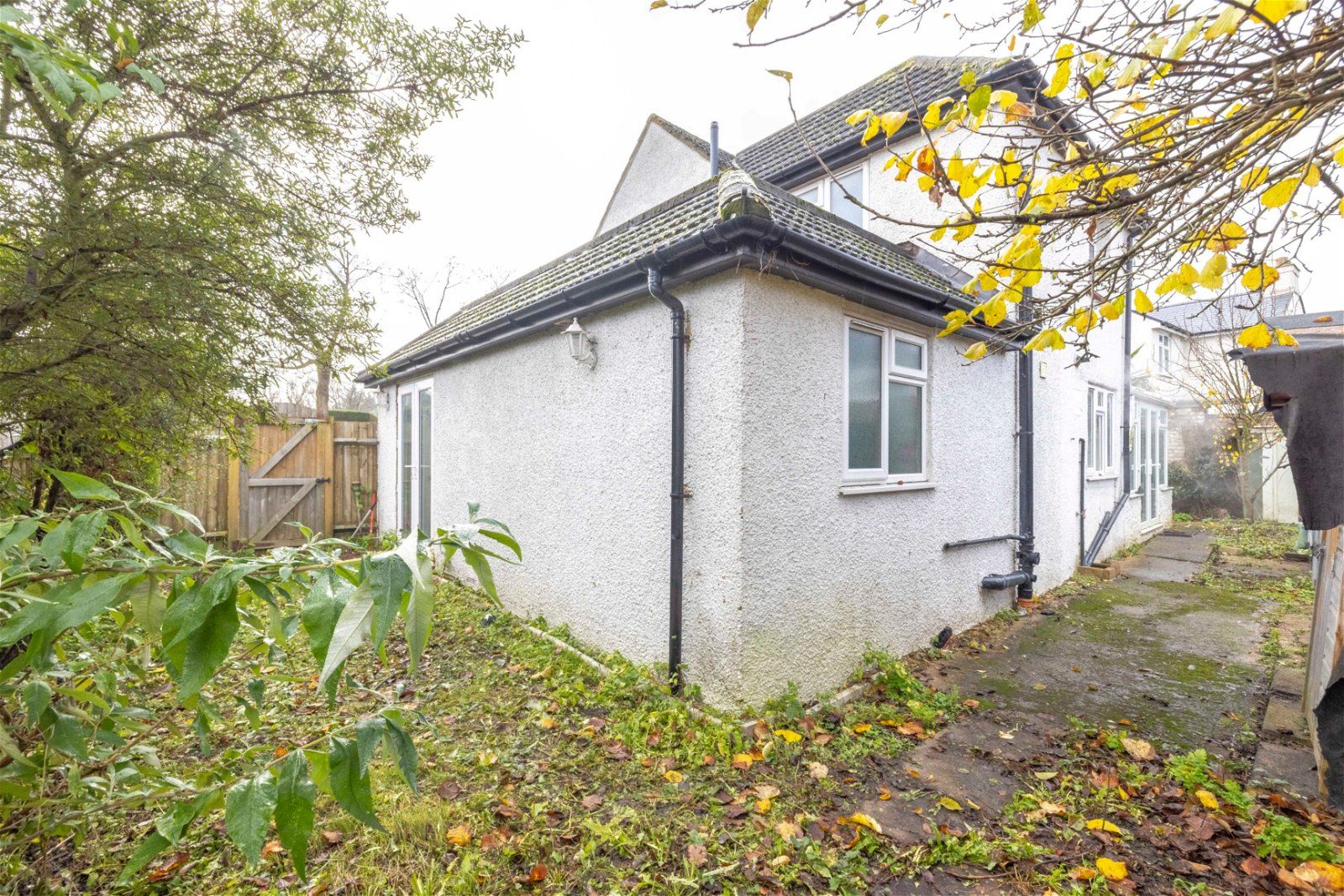 4 bed detached house for sale in High Road, Leavesden, Watford WD25