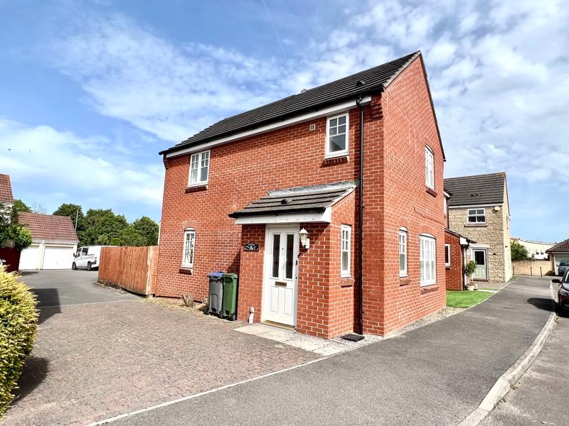 3 bed semidetached house to rent in Amberley Close, Calne SN11 Zoopla