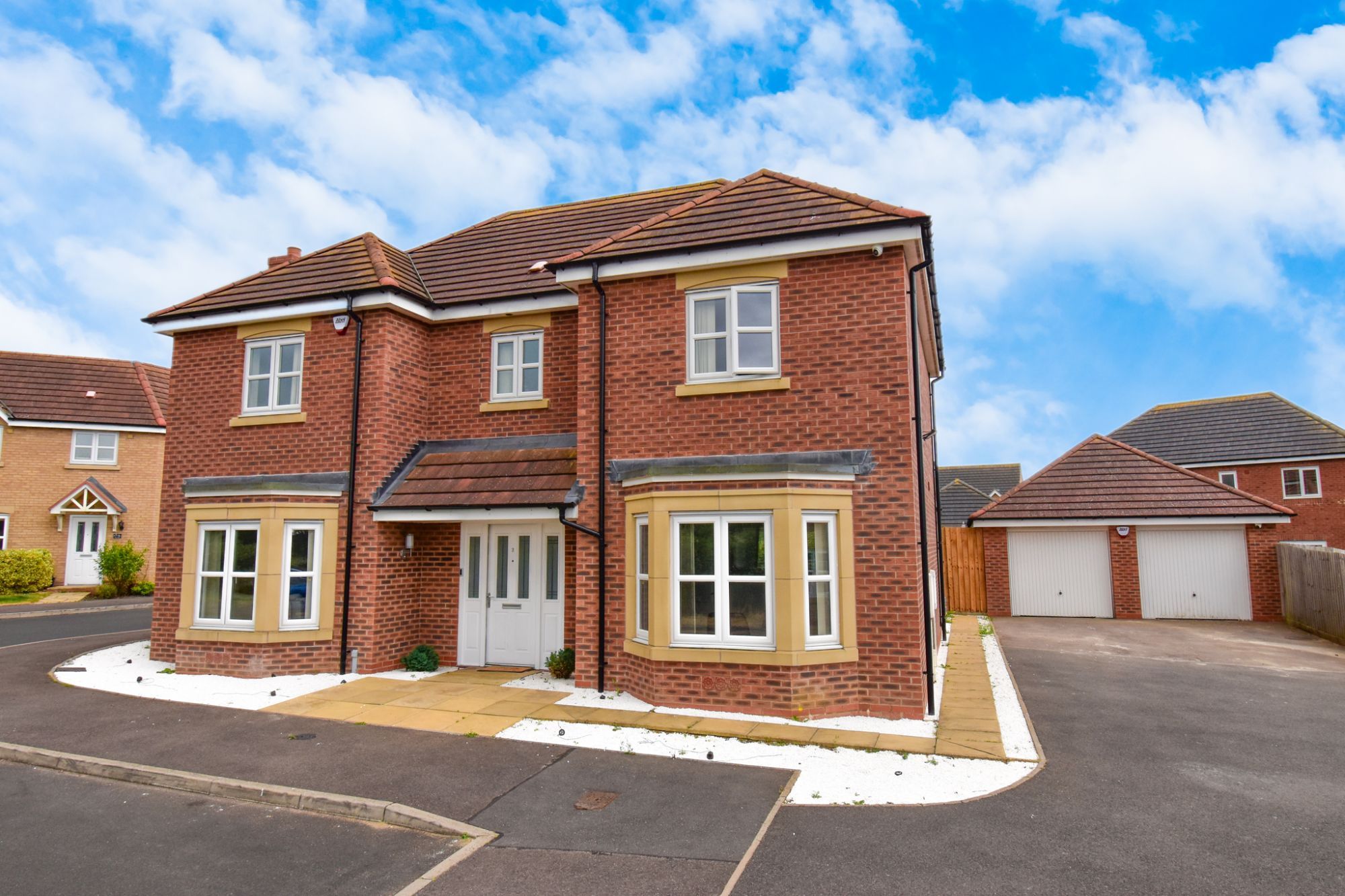 5 bed detached house for sale in Holly Close, Great Glen, Leicester LE8