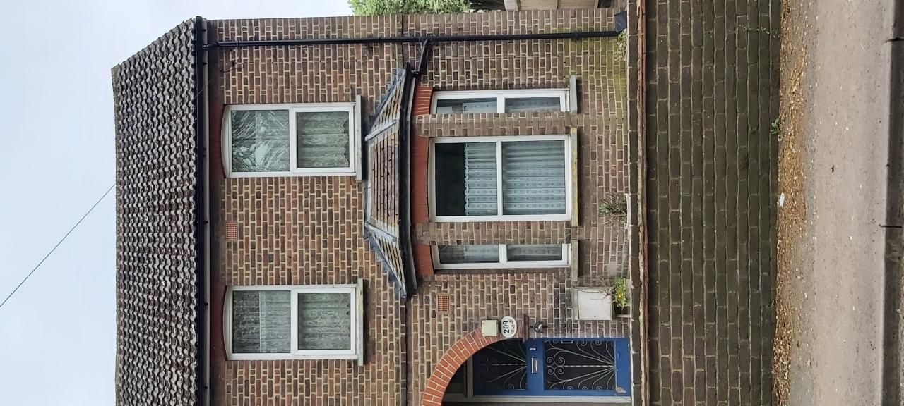 3 bed semidetached house for sale in Horseshoe Lane, Watford WD25 Zoopla