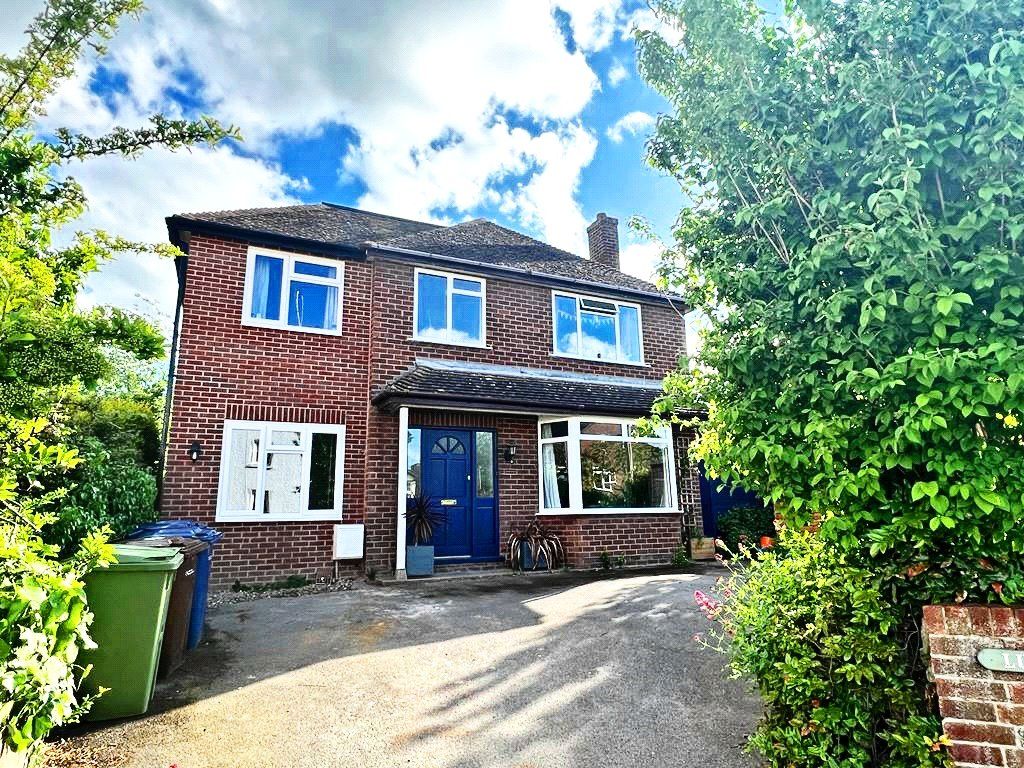 5 bed detached house for sale in Church Road, Churchdown, Gloucester
