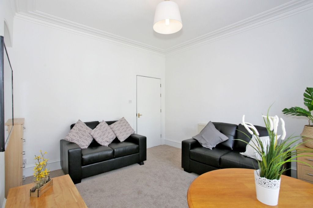 2 bed flat to rent in Ashvale Place, City Centre, Aberdeen AB10 Zoopla