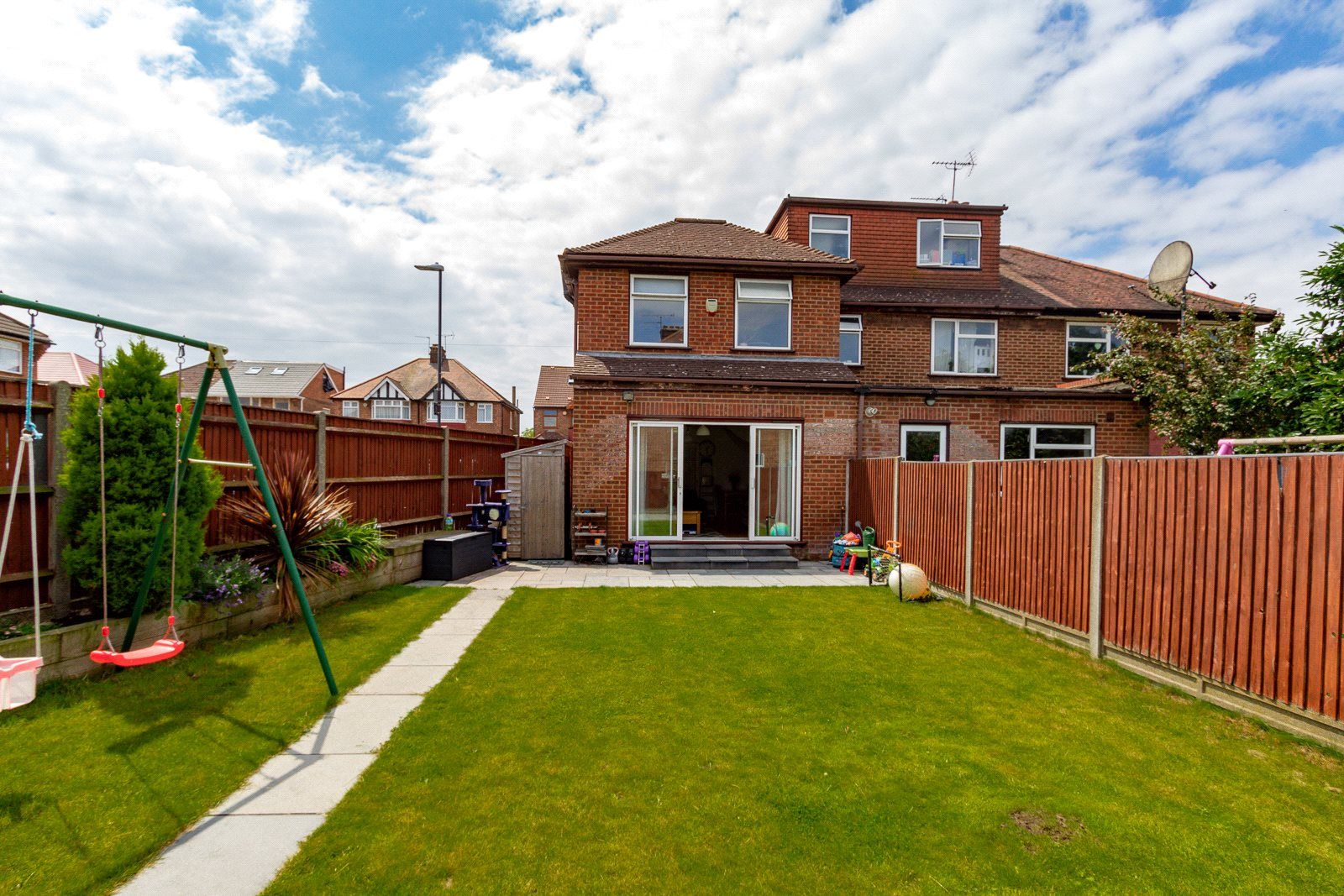 2 bed end terrace house for sale in Northolme Gardens, Edgware HA8 Zoopla