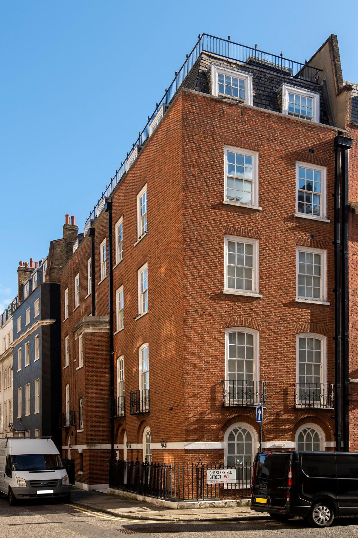 8 bed terraced house for sale in Charles Street, Mayfair, London W1J Zoopla