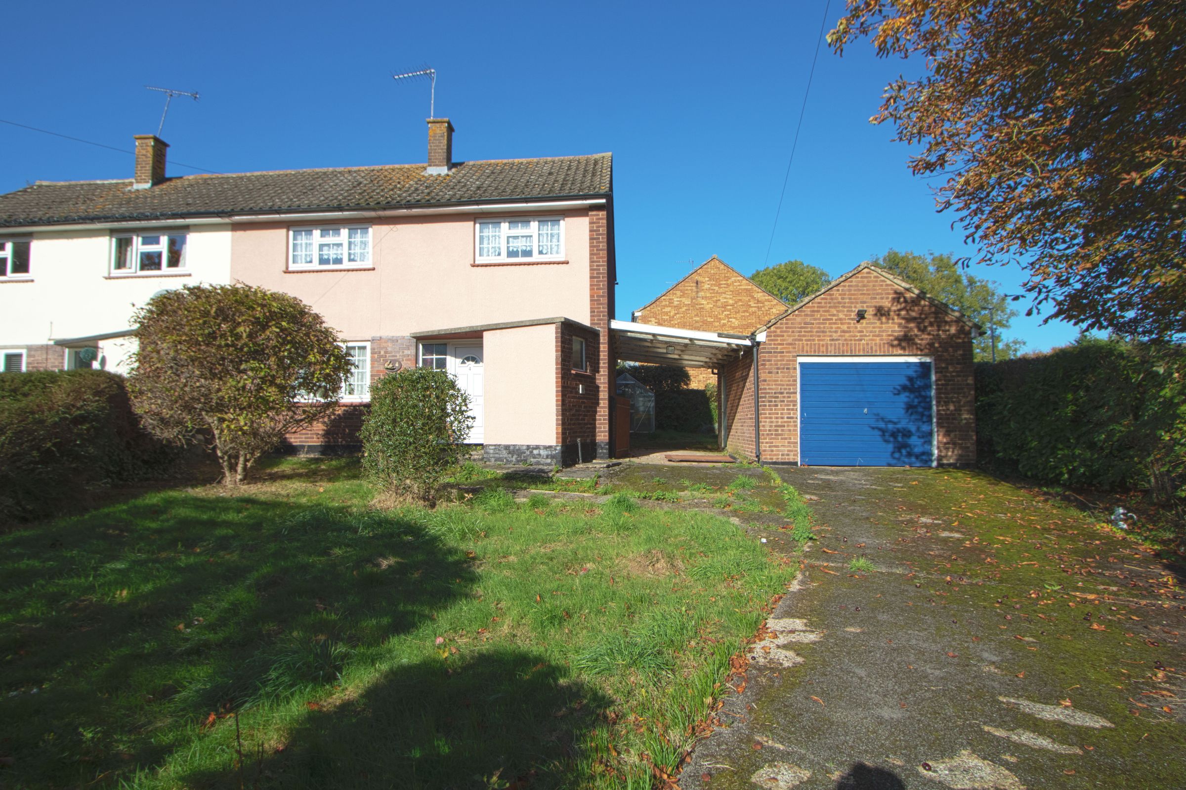 3 bed semidetached house for sale in Well Mead, Billericay, Essex CM12 Zoopla