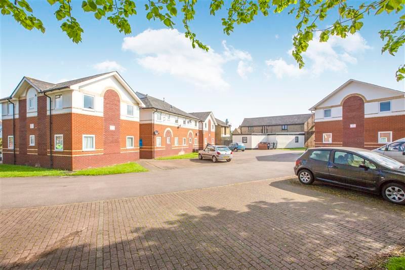 2 bed flat to rent in St Neots Road, Eaton Ford, St. Neots PE19 Zoopla