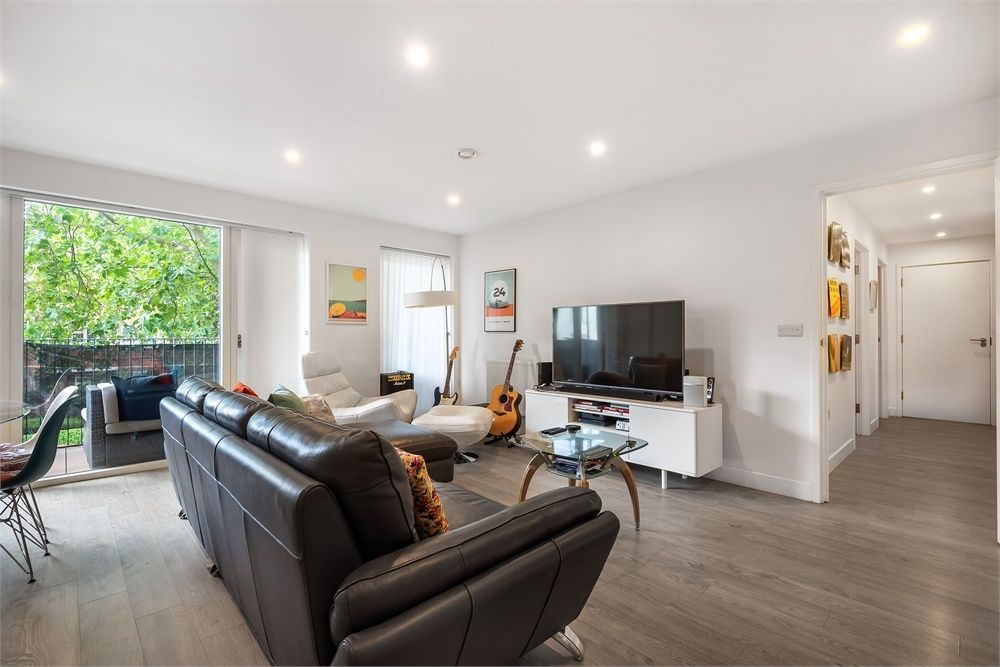 Pullman Building, 88 Spa Road, London SE16