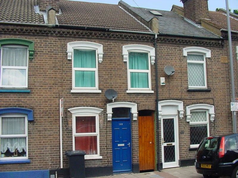 North Street Luton Bedfordshire LU2  