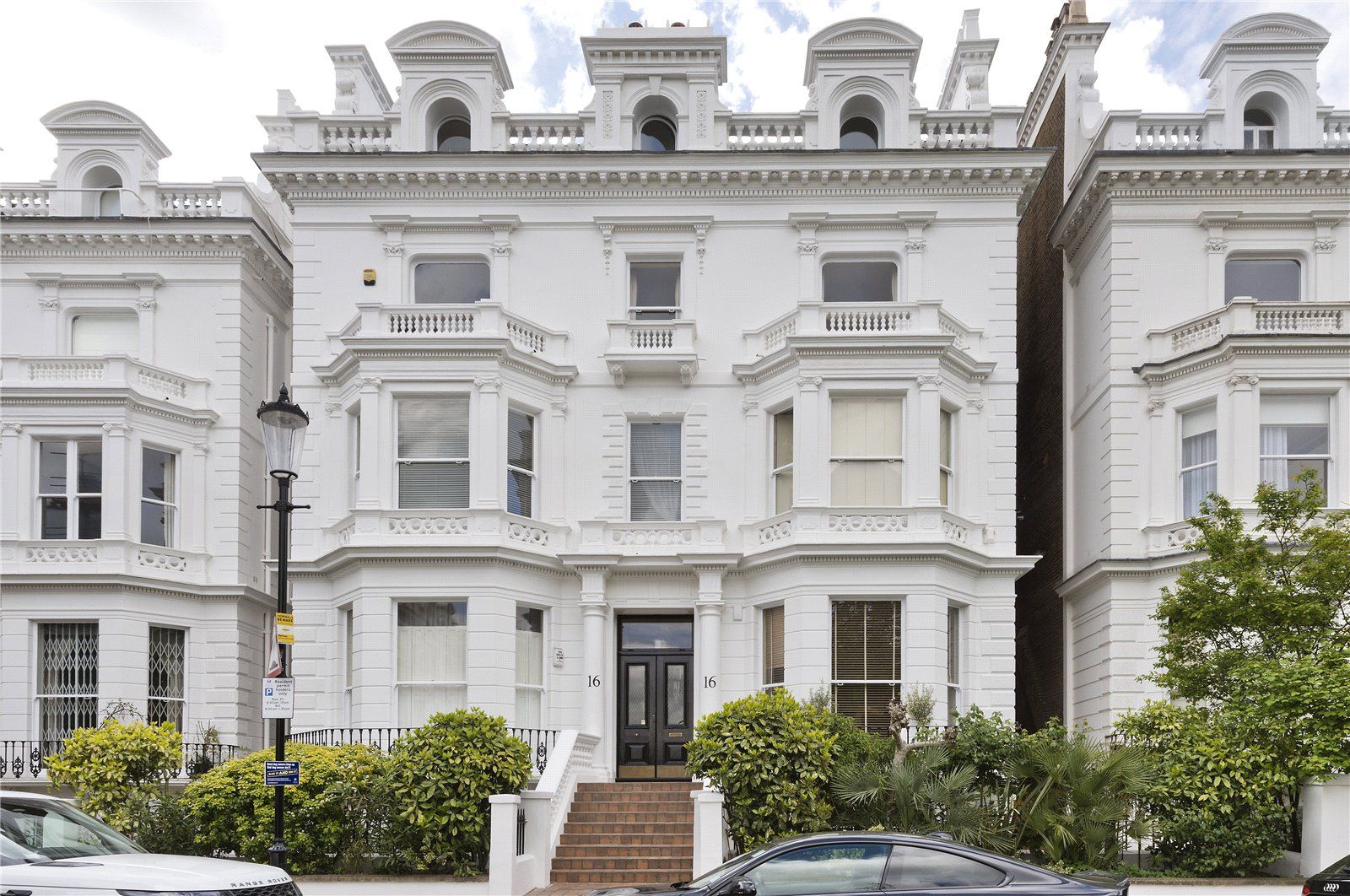 Pembridge Square, Notting Hill, London, UK W2  
