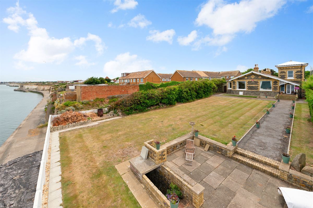 4 bed detached bungalow for sale in Spencer Road, Birchington CT7 Zoopla
