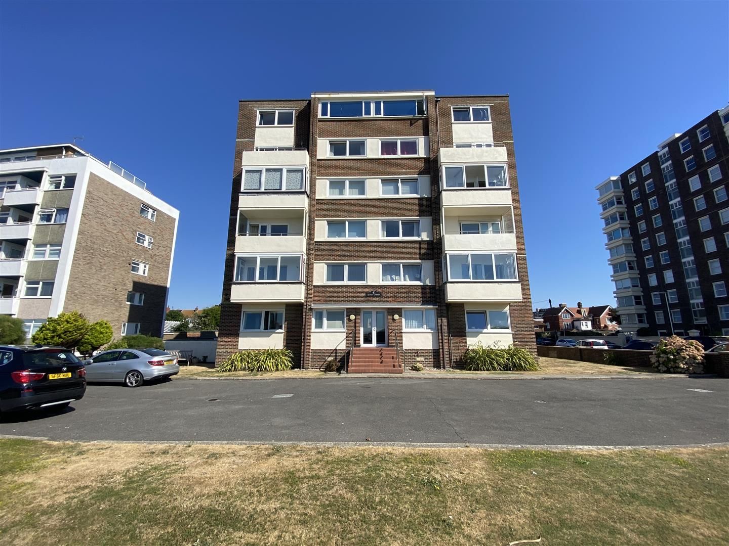 2 bed flat for sale in Seaview Road, Worthing BN11 Zoopla