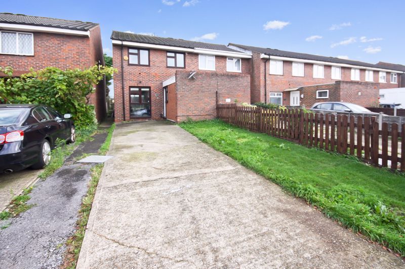 3 bed end terrace house for sale in Blenheim Road, Northolt UB5 Zoopla