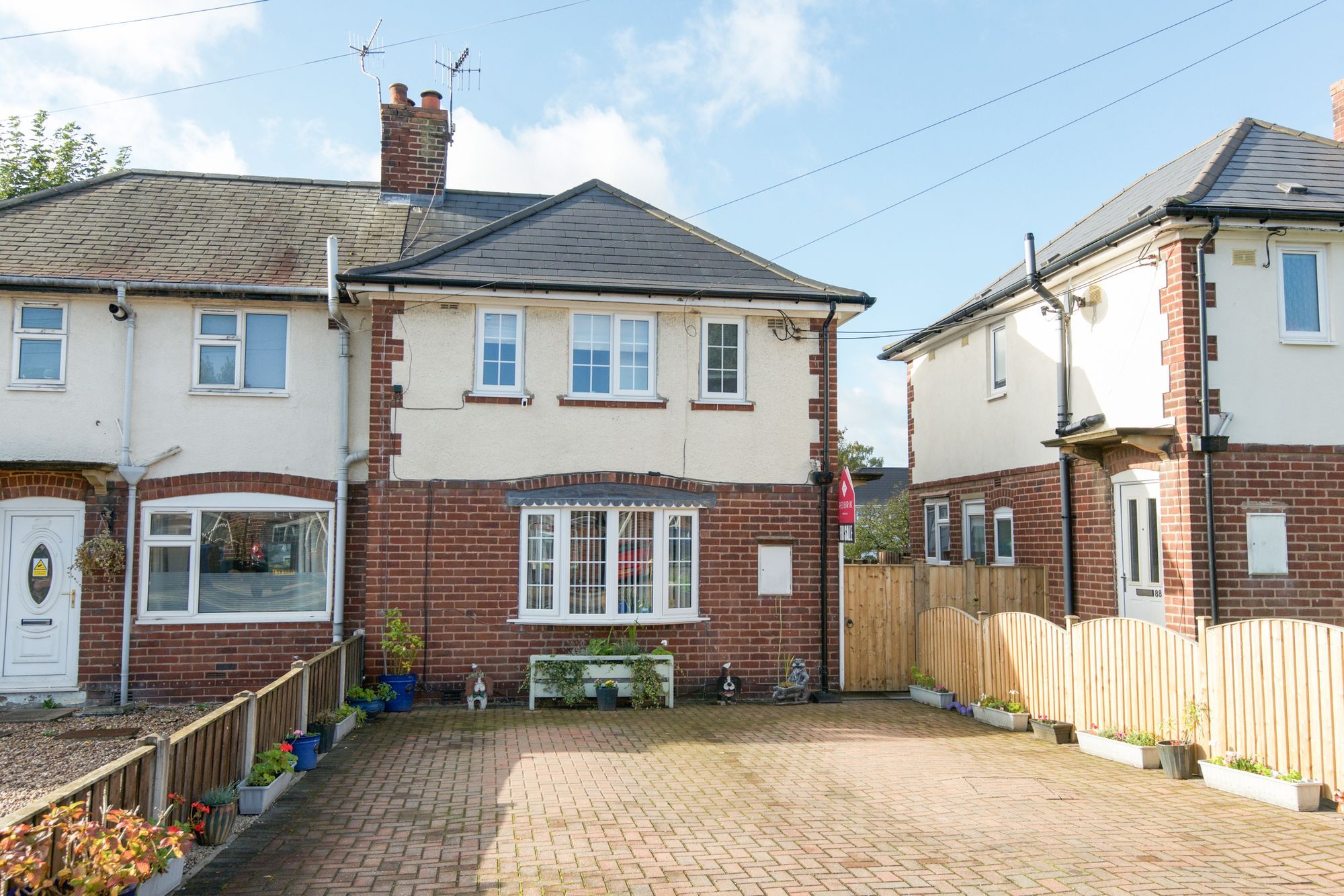 3 bed semidetached house for sale in Vernon Road, Chesterfield S40