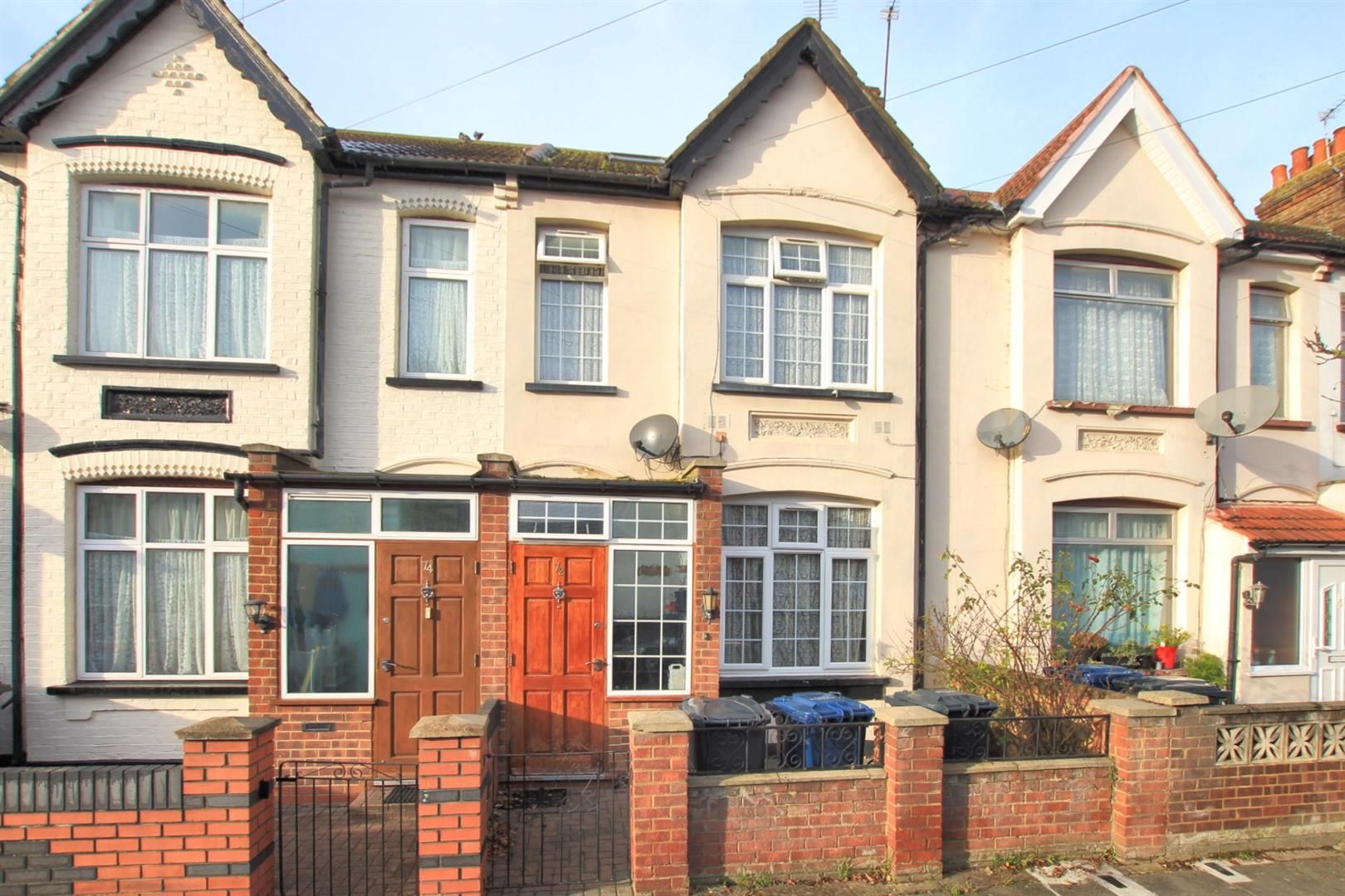 4 bed terraced house for sale in Hambrough Road, Southall UB1 Zoopla